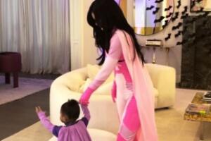 KYLIE TRAVIS HIJA 7.jpg