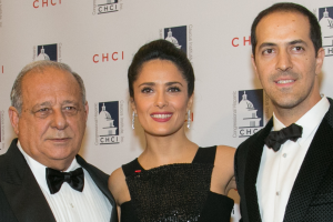 Salma Hayek papá y hermano