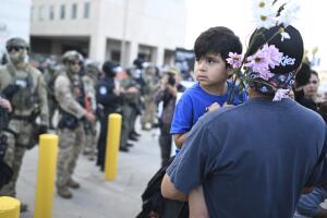 Opciones legales de cuidado infantil en California en caso de ser detenido o deportado por ICE