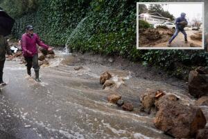 lluvia rocas deslaves Studio City desalojo viviendas autos dañados