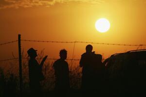 Minutemen Break-Away Group Patrols California-Mexico Border