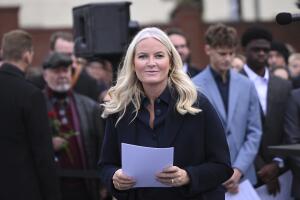 Crown Prince Haakon in Germany - Berlin Wall Memorial