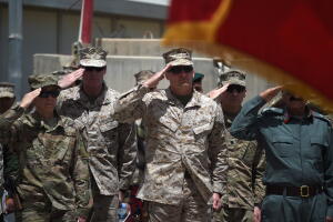Soldados estadounidenses y afganos en una imagen de abril en Helmand, Afganistán