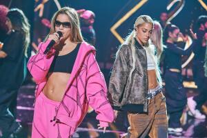 Premio Lo Nuestro 2024: Tini y Emilio ensayan su performance.