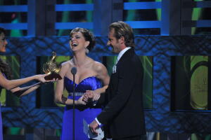 Marjorie de Sousa y Gabriel Soto