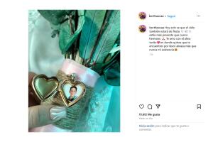 Octavio Ocaña estuvo presente en la boda de su hermana a través de un dije.