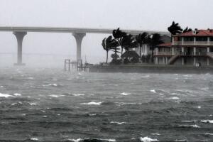 Hurricane Ian Slams Into West Coast Of Florida