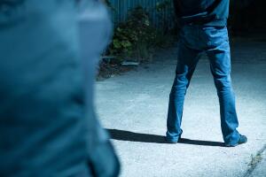 Special agent chasing after gangster