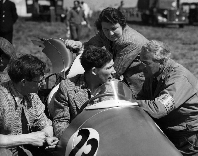 Murió Stirling Moss: el ex piloto que dejó una huella en la Fórmula 1 ?url=http%3A%2F%2Fuvn brightspot.s3.amazonaws.com%2F2e%2F3c%2Fde41ea0e4c8d95f8ff2dec30fb65%2Fresizes%2F1500%2F2 stirling moss