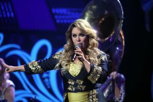 Debuts en Premios Juventud