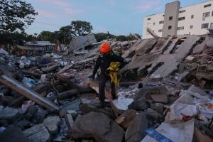 Organizaciones de NYC se unen para apoyar a víctimas del sismo en Colombia.