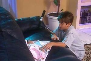 Se cumplen seis años de la muerte de Konstantin Vrotsos, estrella infantil de ‘Gata salvaje’