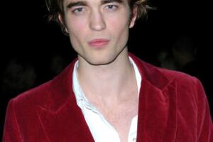 Robert Pattinson se convierte en Lawrence de Arabia