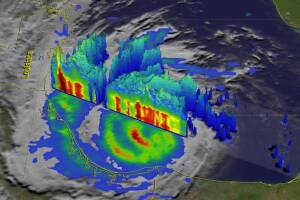 imagen infrarroja del ojo del huracán Harvey