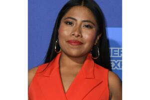 yalitza-aparicio-fotos-actriz-activista-looks.jpg