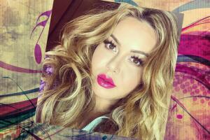 Chiquis es la queen de las selfies and we love it!