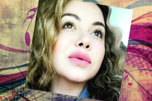 Chiquis es la queen de las selfies and we love it!