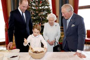Queen Elizabeth II, Prince Charles, Prince of Wales, Prince William, Duke of Cambridge, Prince Georg
