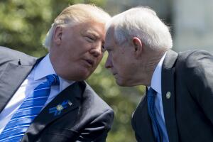 Trump/Jeff Sessions1