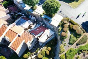 Landslide Damages Upscale Homes on Palos Verdes Peninsula
