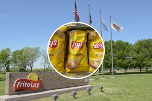 La planta de Frito-Lay en Orlando cerrará y dejará sin empleo a cientos de trabajadores locales.
