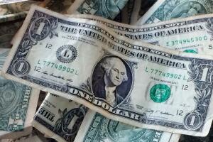El salario mínimo en Connecticut subirá 54 centavos en 2027.