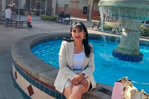 Mujer muere en Pomona tras ser golpeada por llanta que cruzó la autopista 60