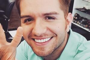 Músicos de banda guapos