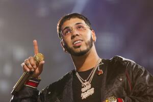 Anuel 8.jpg