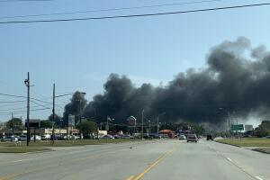GALERIA FUEGO/EXPLOSIONHOUSTON10.jpg
