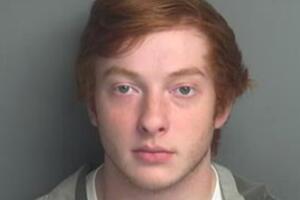 sentencia Nicholas Aaron Bates pornografía infantil Texas