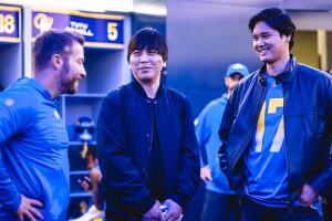 Shohei Ohtani visitó a los Rams