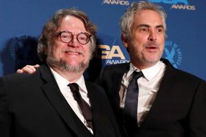 Guillermo del Toro y Alfonso Cuaron en 2019 Grosby.jpg