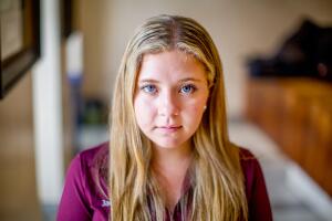 Retratos #NeverAgain Jackie Corin