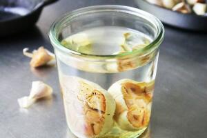 infusion-de-vodka-con-ajo-asado.jpg