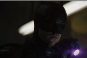Mensaje oculto The Batman luz ultravioleta.jpg