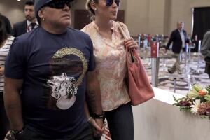 Diego Maradona con Rocio Oliva