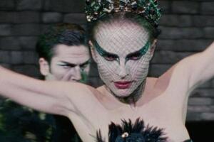 black swan natalie portman 2.jpg