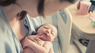 El Cordon Umbilical De Tu Bebe Recien Nacido Se Puede Infectar Si No Tomas Ciertas Precauciones Estilo De Vida Madres Univision