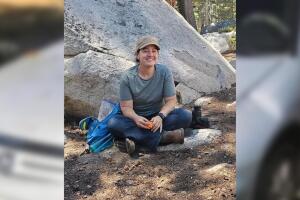 Según los investigadores el auto de Samantha Tomlinson no se encontró antes porque pudo estar cubierto de nieve.