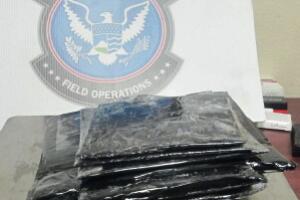 Incautan drogas y amuniciones en frontera