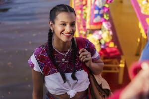 Ishbel Bautista in La Flor mas Bella del Ejido Temporada 1. Cr. Amanda Safa Netflix.jpg