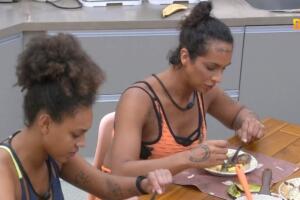 lina-jessi-comendo-bbb22-0422-1400x800.jpg