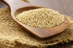 Aprenda como preparar mingau saudável que ajuda na dieta