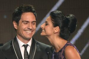 mauricio-ochmann-aislinn-derbez-2014.jpg