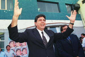 Alan Garcia Qualifies for Peru Runoff Election