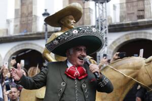 efe chente gays 3.jpg