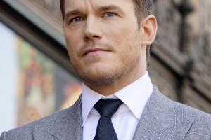 chris-pratt-hollywood-walk-of-fame-2017.jpg