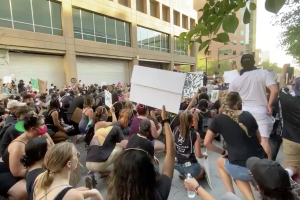 protesta arizona.png