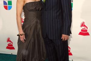 Alessandra Rosaldo y Eugenio Derbez en los Latin GRAMMY de 2007